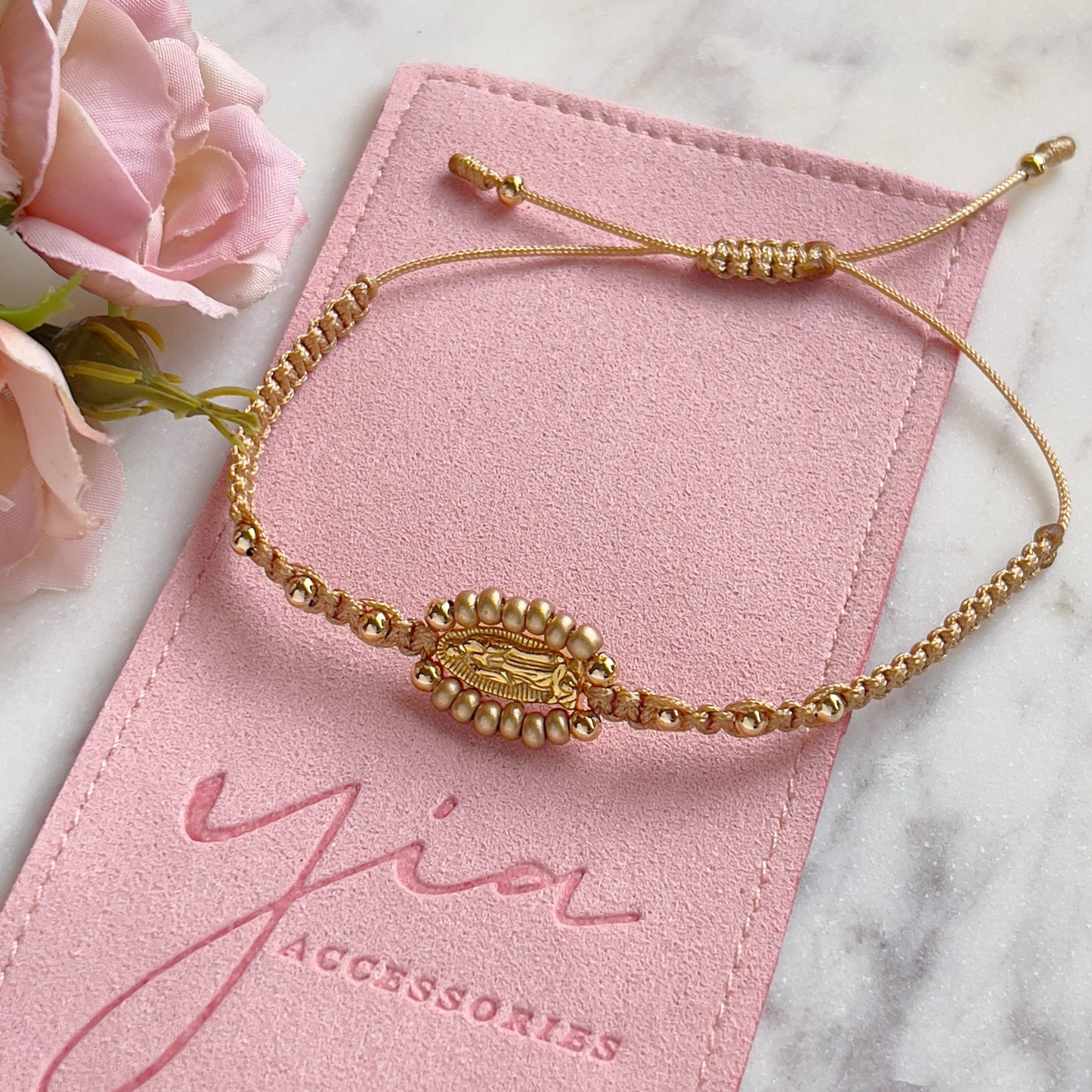 Dainty Virgencita Gold bracelet
