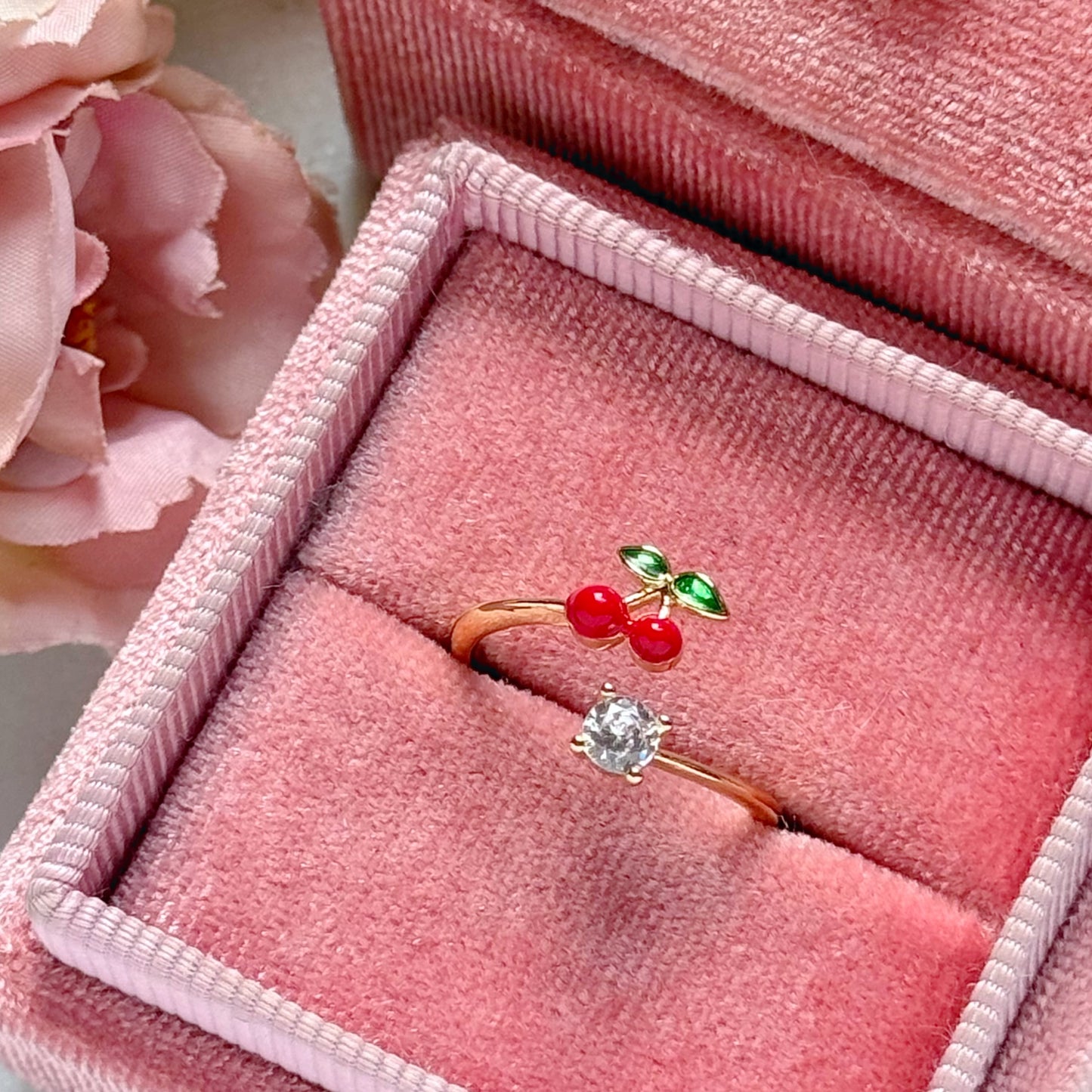 Dainty Fruit Ring