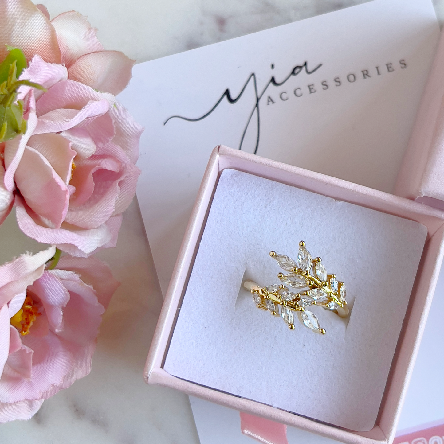 Zirconia Leaf Ring