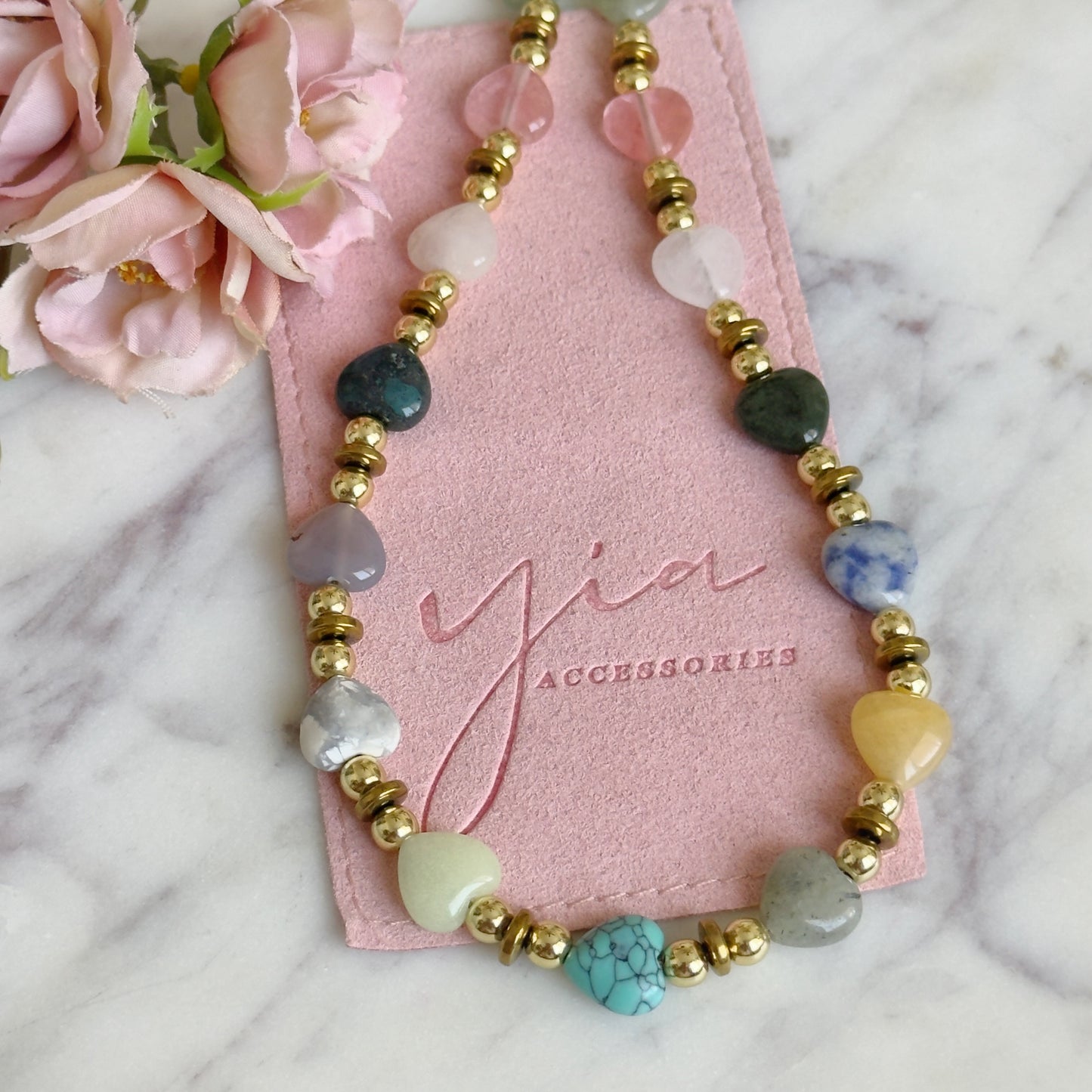Universo compartido Stone necklace
