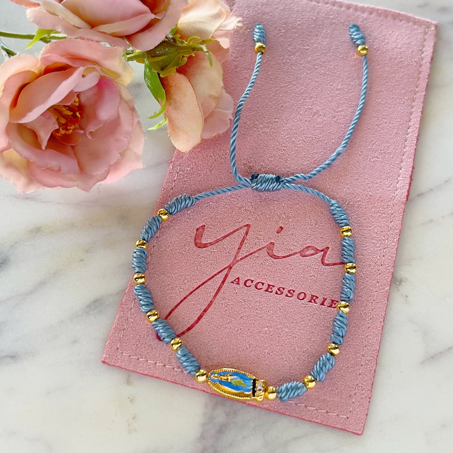Dainty Virgencita Nudo bracelet