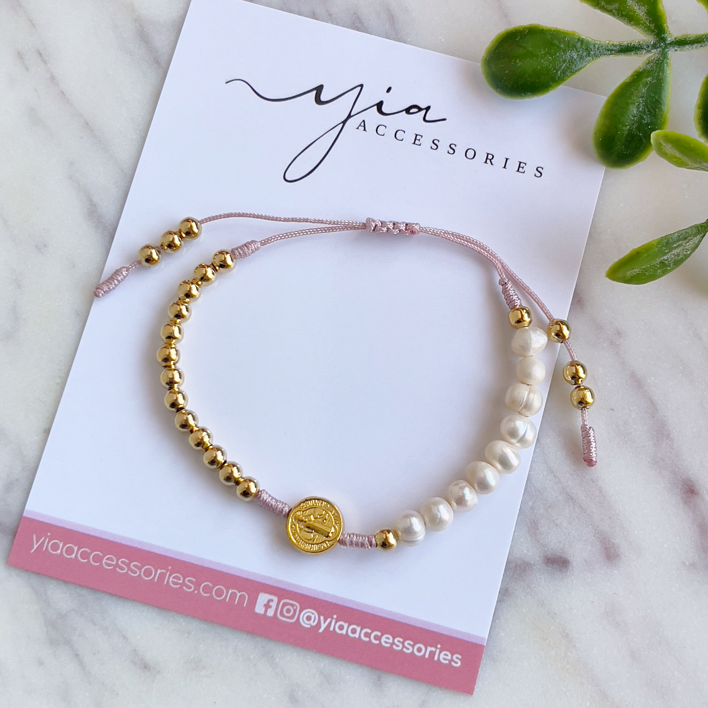 Protectively pearl San Benito bracelet