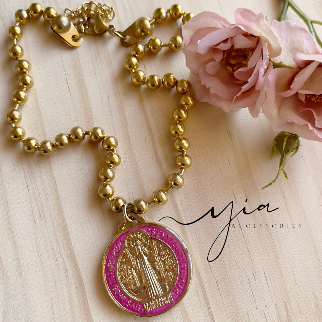 San Benito Medalla Grande necklace