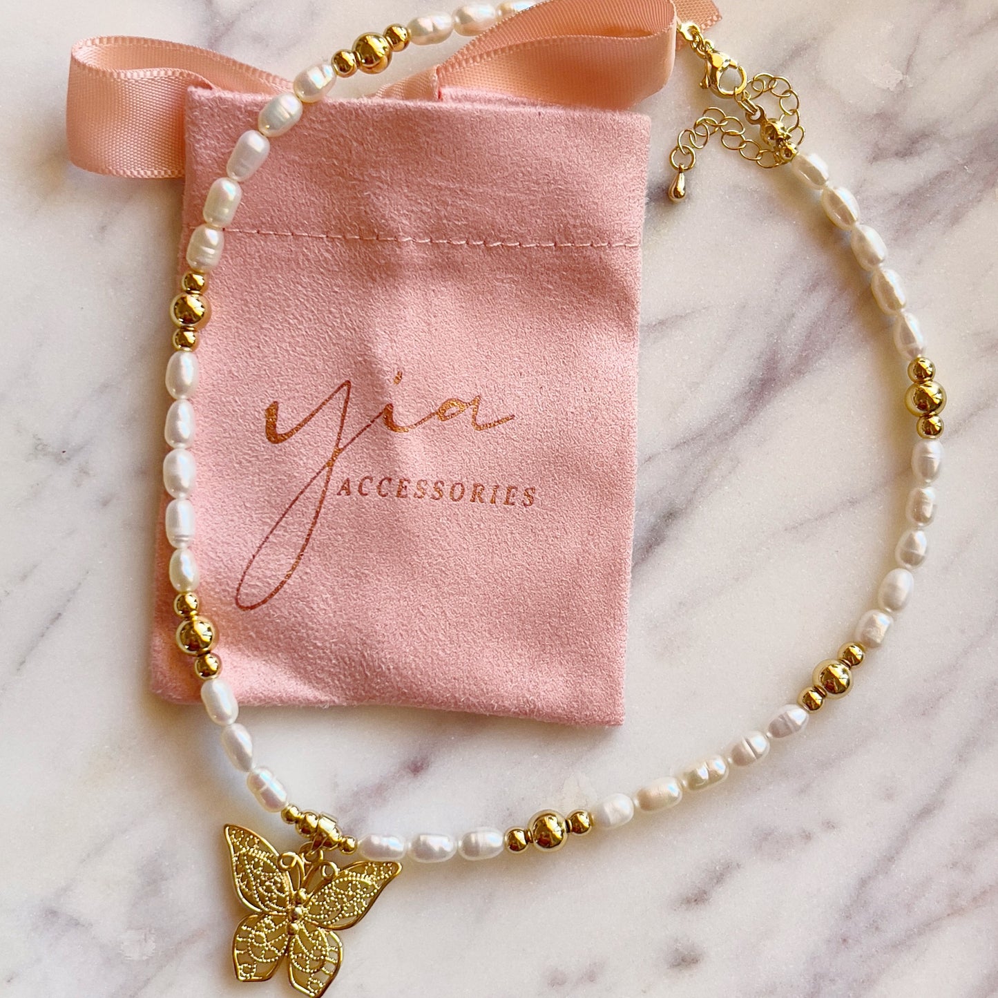Monarca Pearl Choker