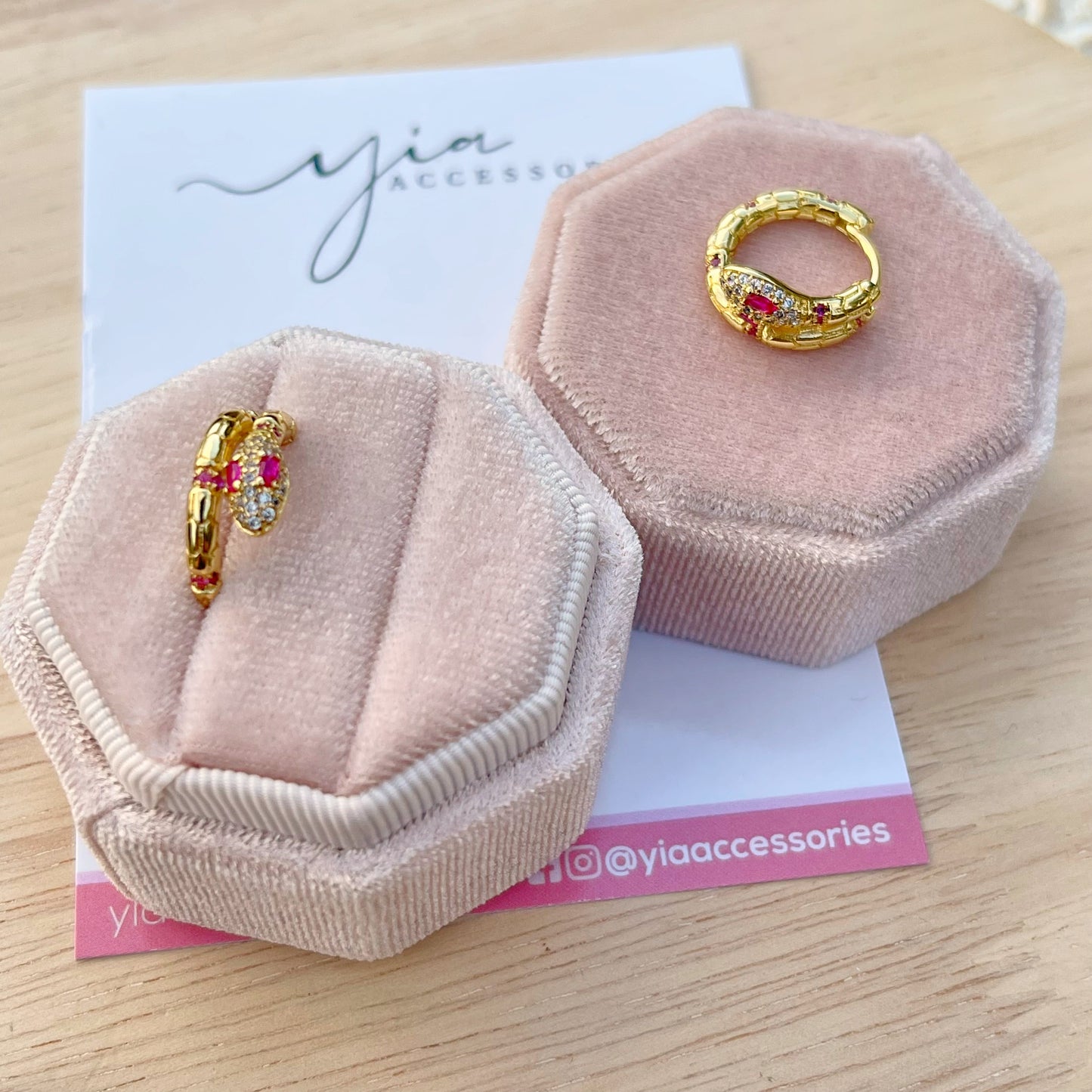 Snake Huggies (choose color)