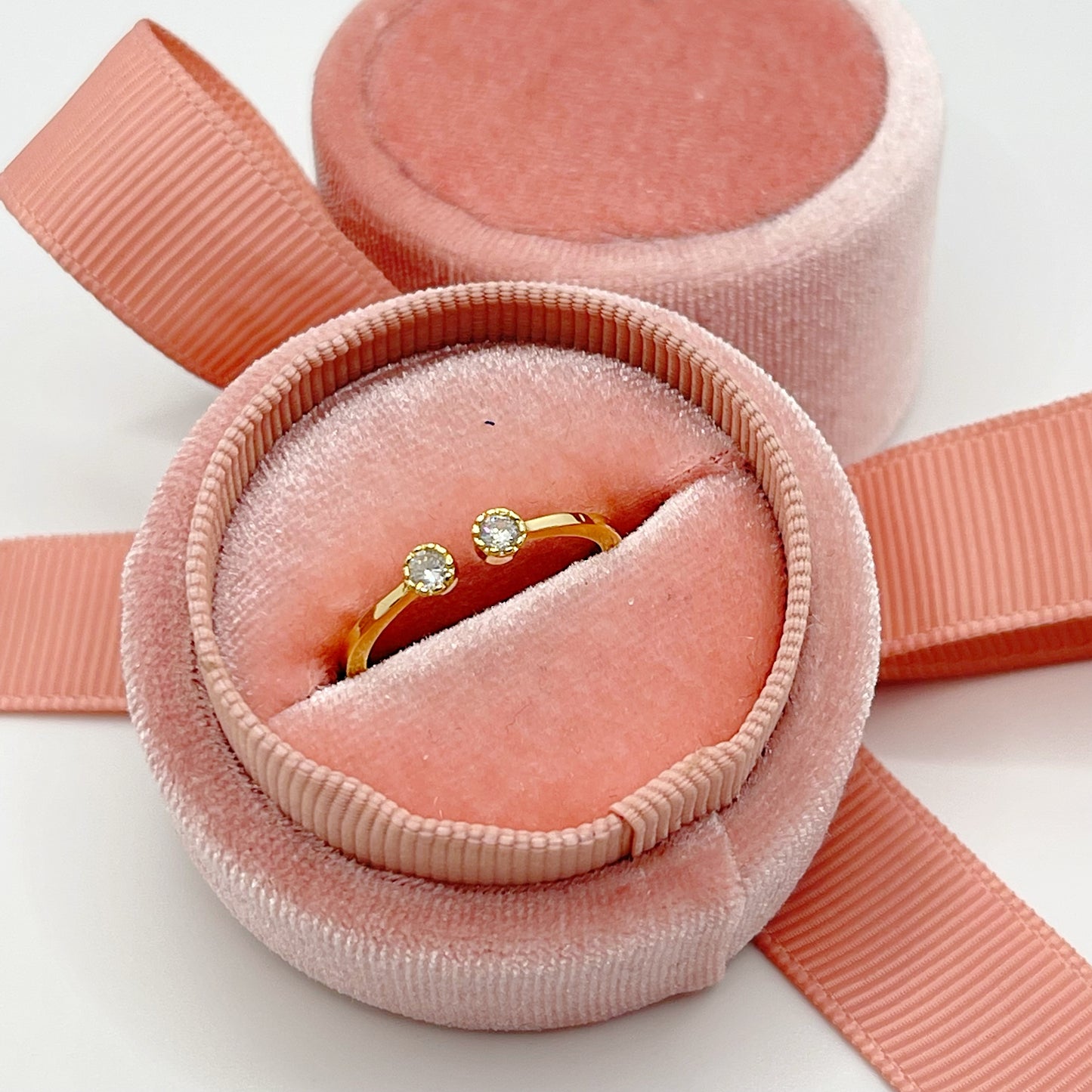 Round cut ring