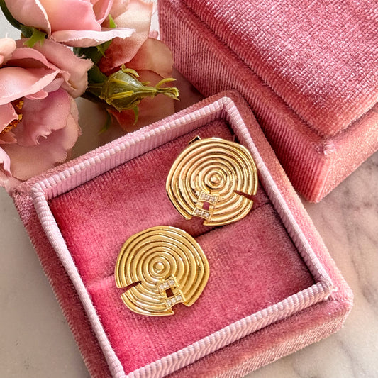 Cuicani Stud Earrings