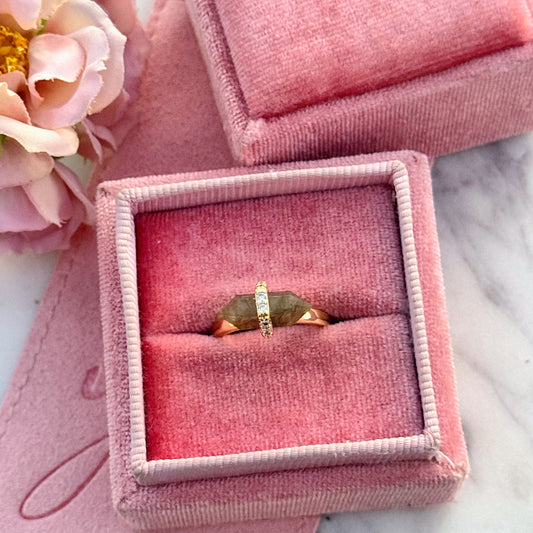 Labradorite Point Ring