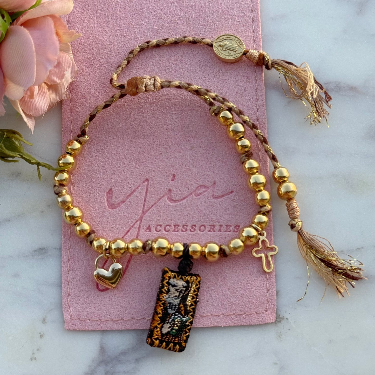 Mini Escapulario Beaded Bracelet