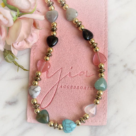 Universo compartido Stone necklace