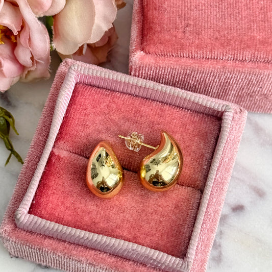 Dainty Tear Drop Earrings