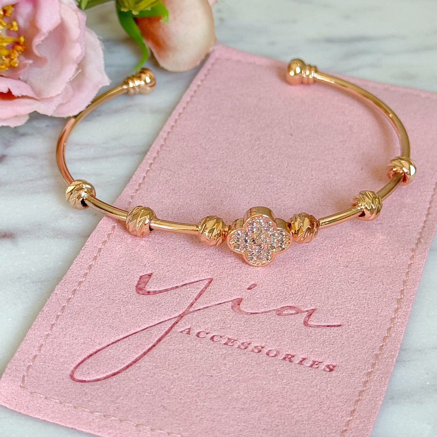 Josefina Clover Bangle