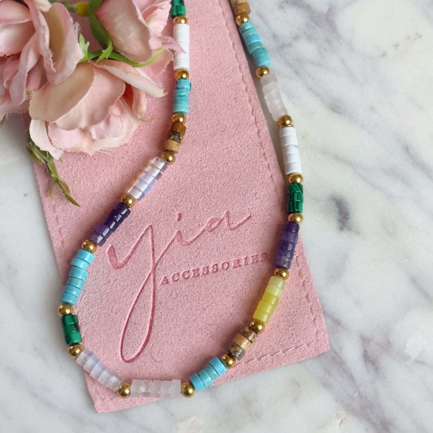 MultiStone Dainty Chocker