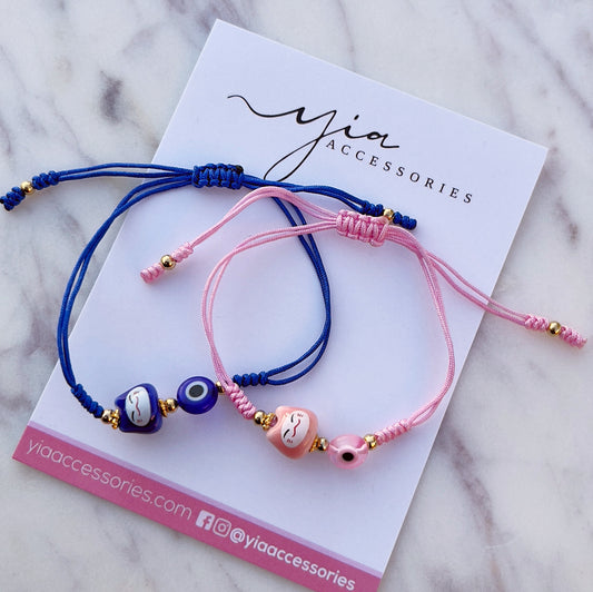 Dainty Maneki Neko bracelet